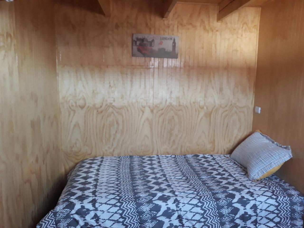 קינטרו Hostal Dona Tamy מראה חיצוני תמונה